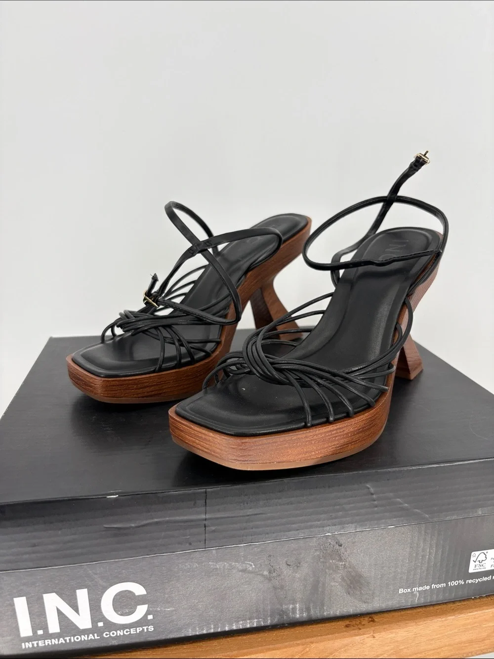 NEW INC RASHELP BLADK BEAUTY WOMENS SHOES SIZE 8M